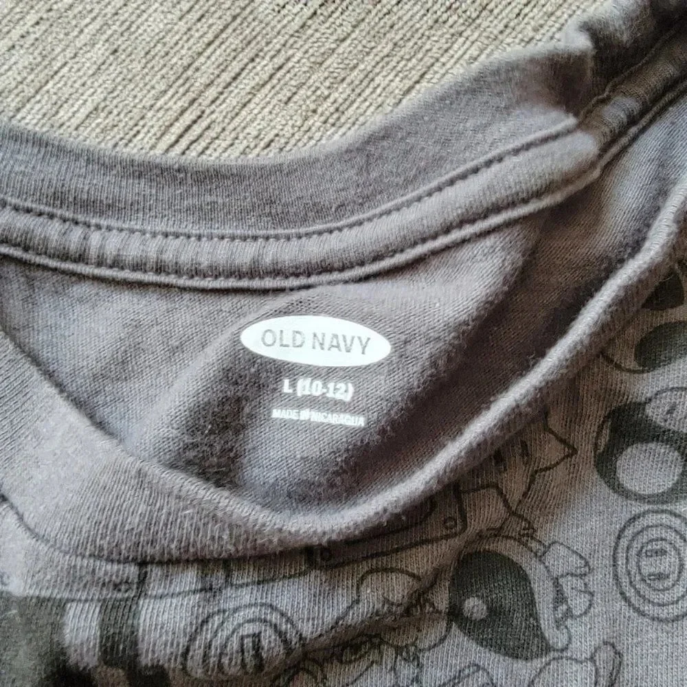 Old Navy Boys Gray Mario Bros Graphic Crew Neck Pullover T-Shirt Size L …